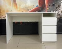 Стол письменный с ящиками